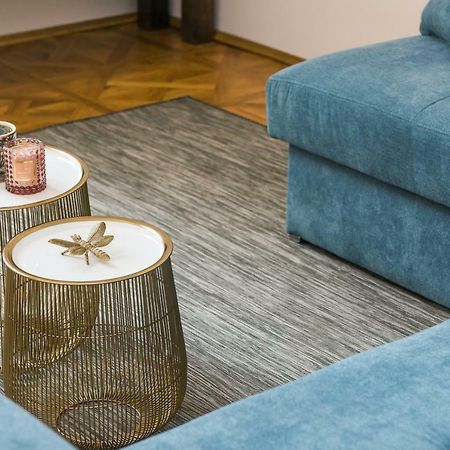 Square Apartment - Loftaffair Krakow Bagian luar foto