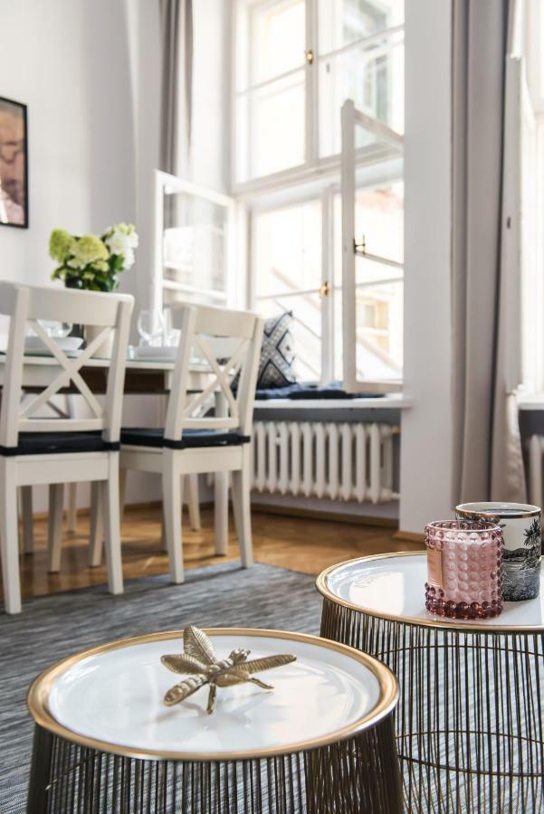 Square Apartment - Loftaffair Krakow Bagian luar foto