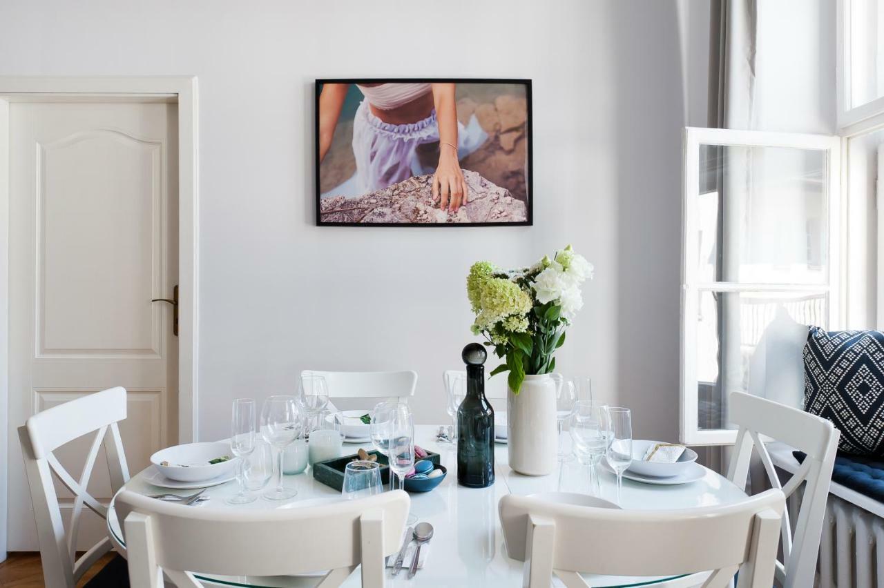 Square Apartment - Loftaffair Krakow Bagian luar foto